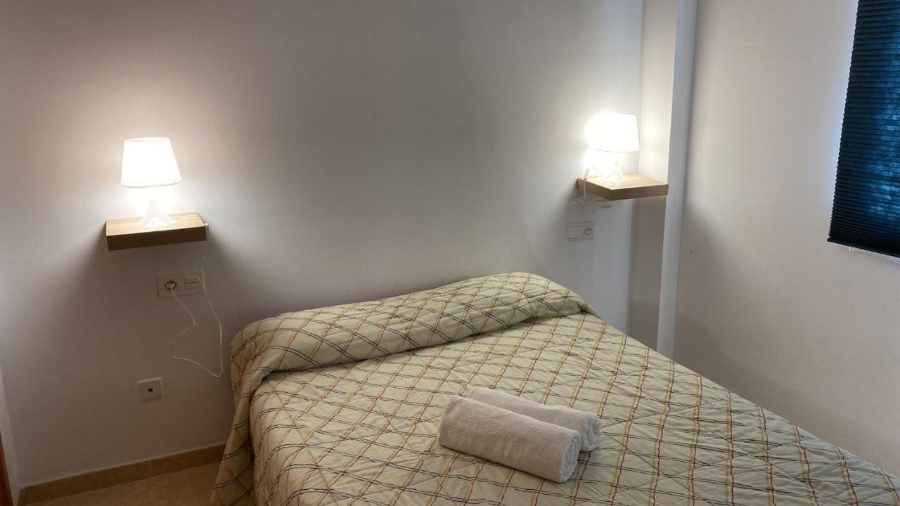 Habitacion Grande Con Bano Privado En Coin A 30Km De La Playa 外观 照片